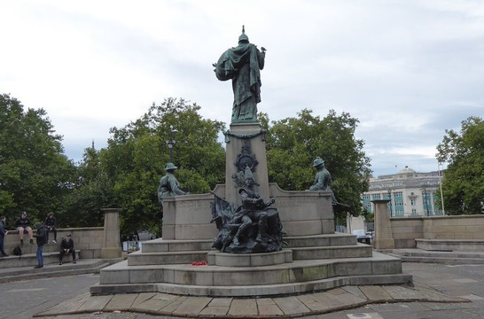 St.John's Gardens-利物浦必去景点