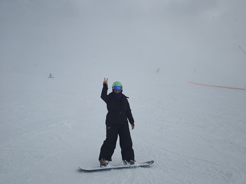 Aspect Snowboarding-提涅必去景点