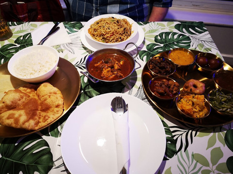 Thisha Curry House
