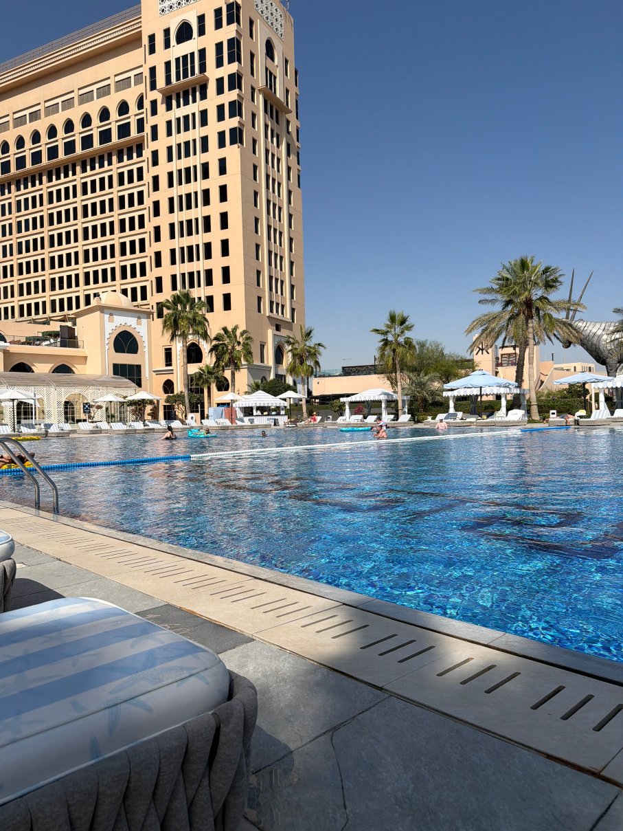 多哈瑞吉酒店-泳池