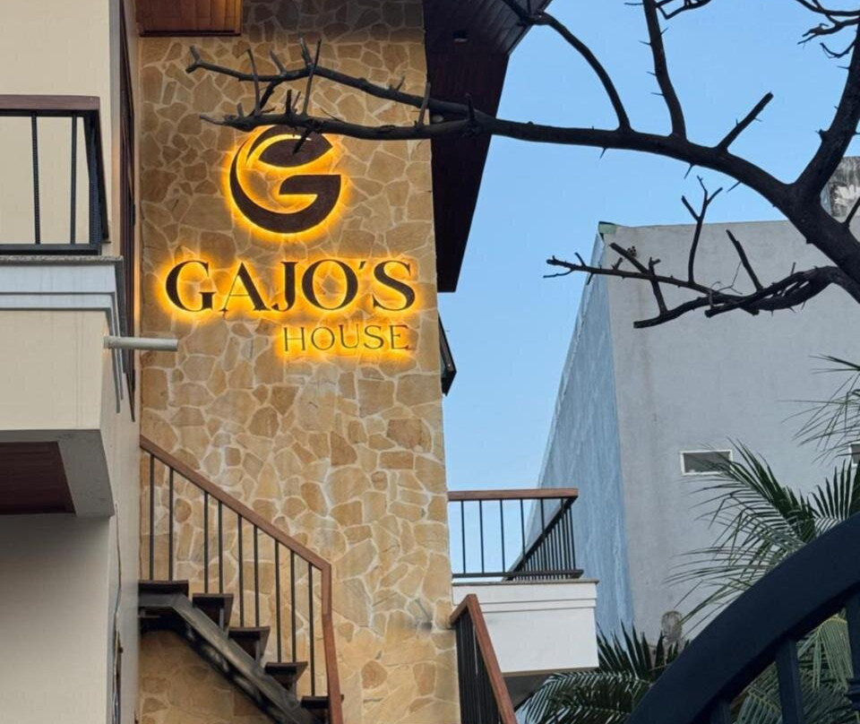 GAJOs HOUSE