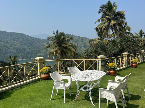 信天翁酒店，康提主图