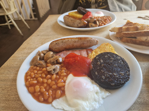 Polly's Cafe And Tearoom