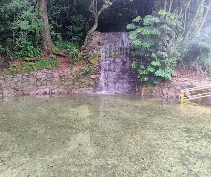 Balneário Mizael Marques Sobrinho-Aguas de Santa Barbara必去景点