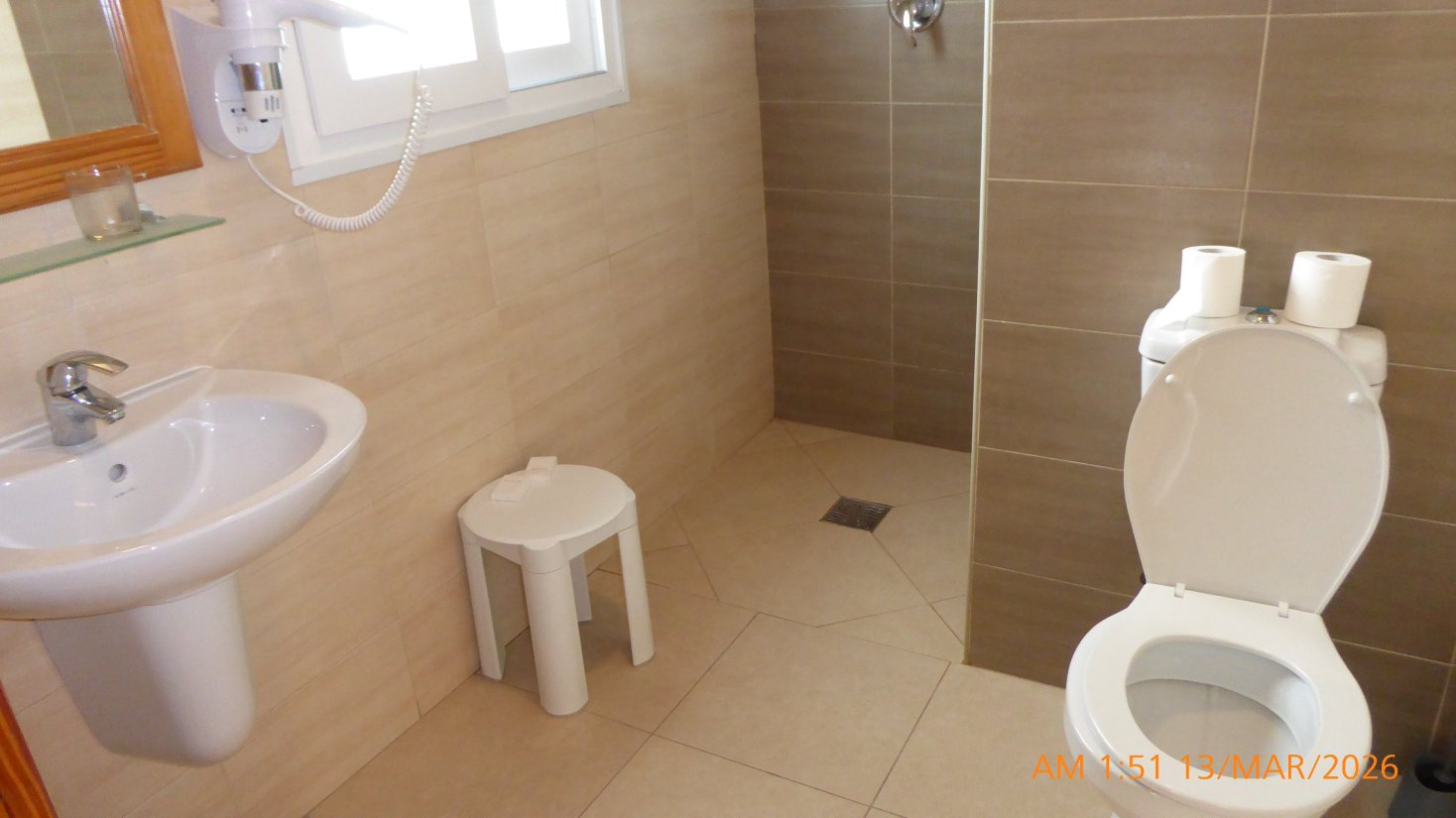 吉利乌海港酒店-浴室