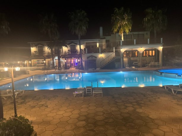 杏仁度假村-官方