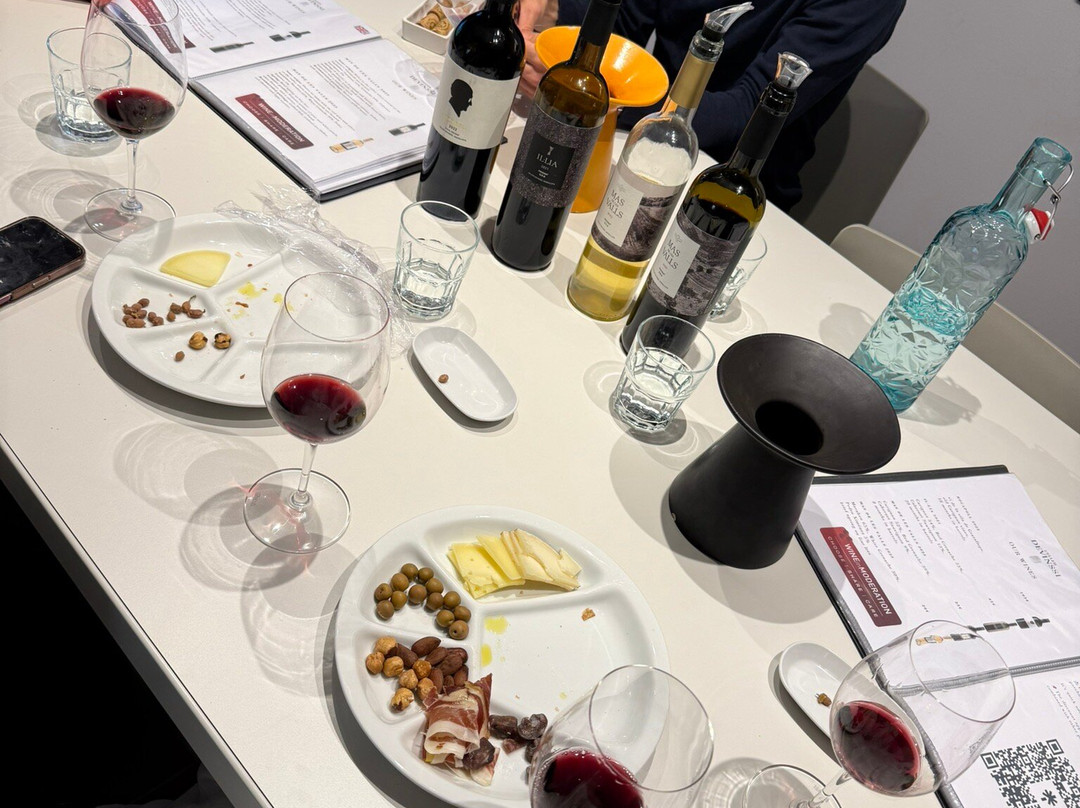 Celler Devinssi-Gratallops必去景点