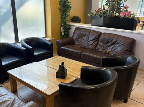 Tweedmill Shopping Outlet-St. Asaph必去景点