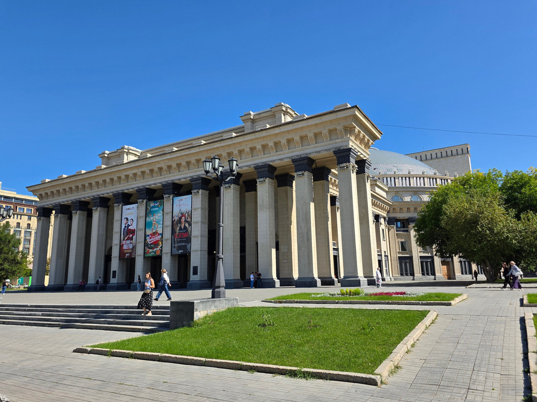 Novosibirsk State Academic Opera and Ballet Theatre-新西伯利亚必去景点