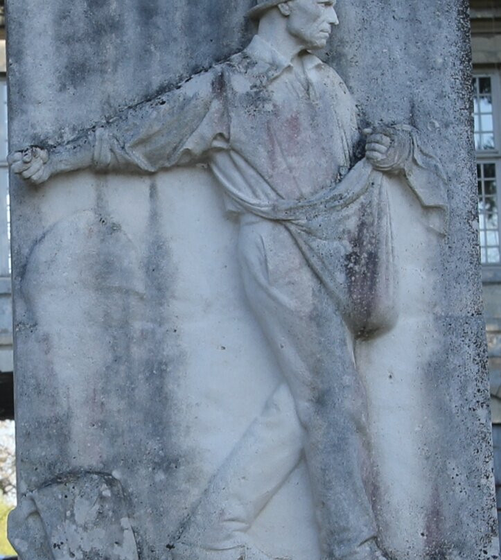 Le monument à Jean Jaurès-多勒必去景点