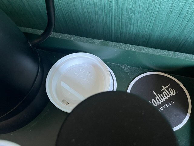 希尔顿东兰辛研究生酒店-旅行者