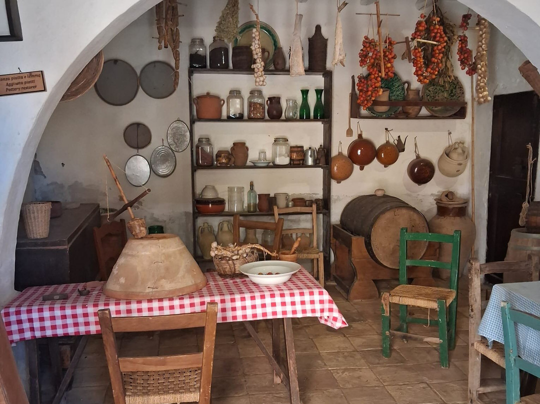 Grotta Mangiapane-Custonaci必去景点