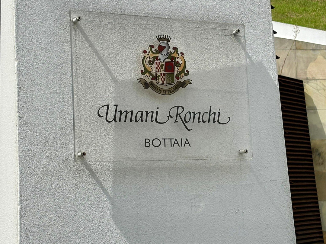 Umani Ronchi Winery-奥西莫必去景点