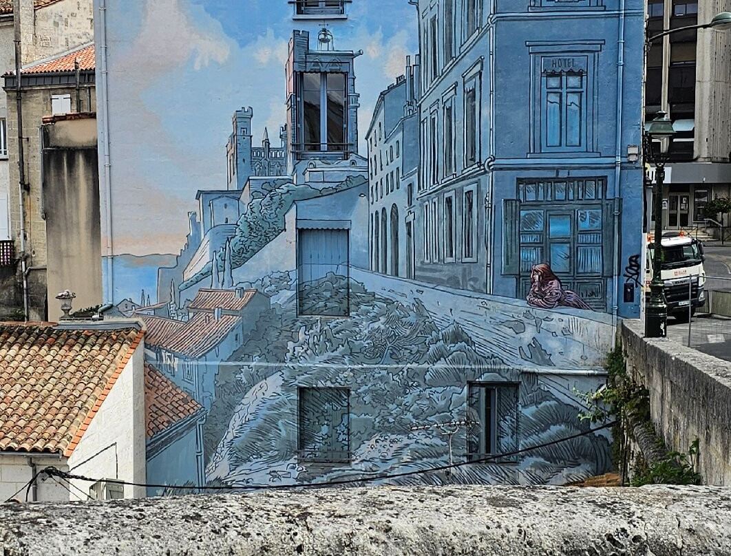 Les Murs Peints-安古兰必去景点