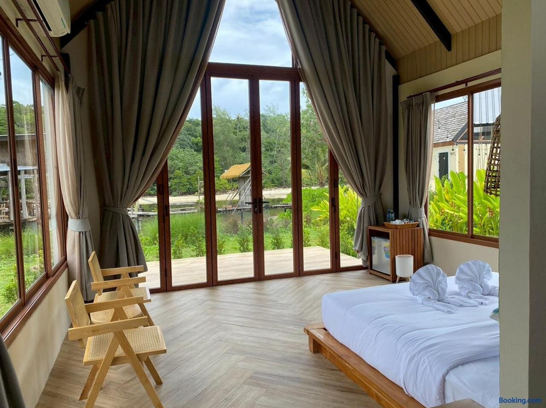 Moana Resort & MuEi Bar