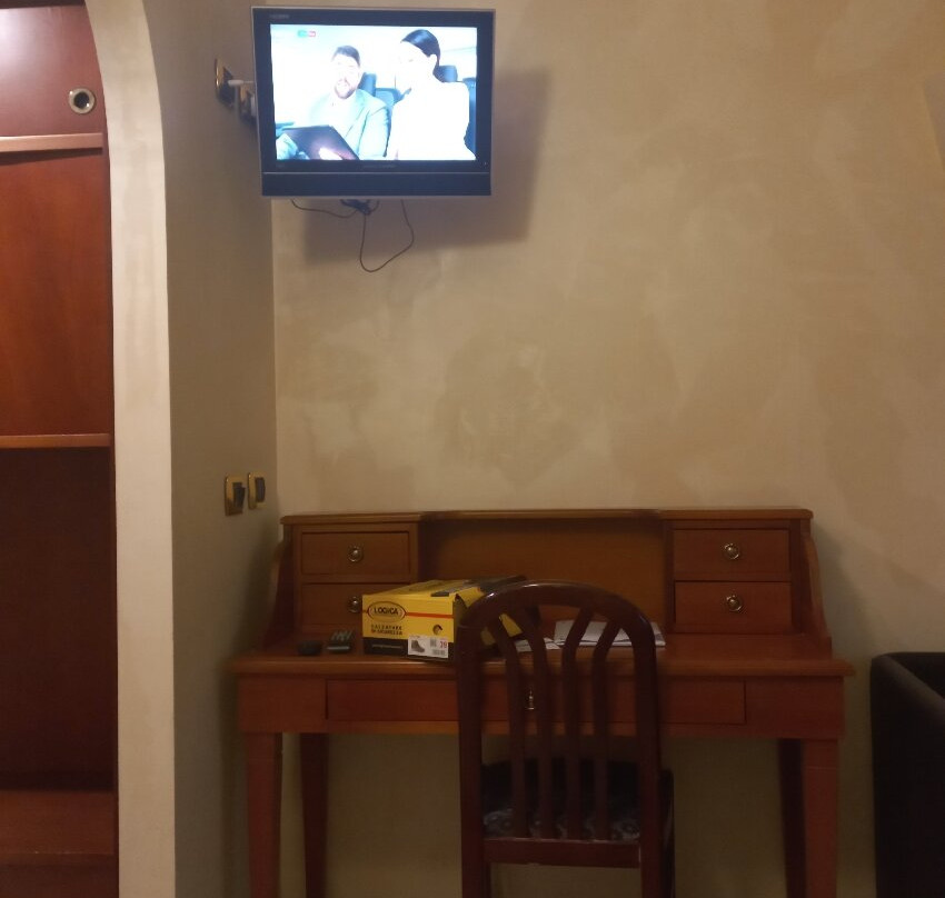 欧洲大酒店主图
