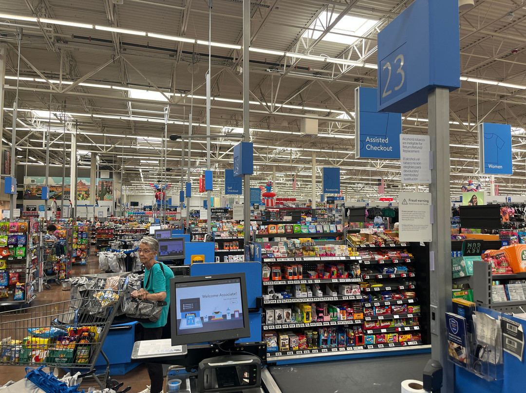 Walmart Supercenter-金曼必去景点