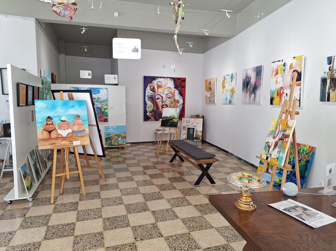Galeria Raiz D' Arte