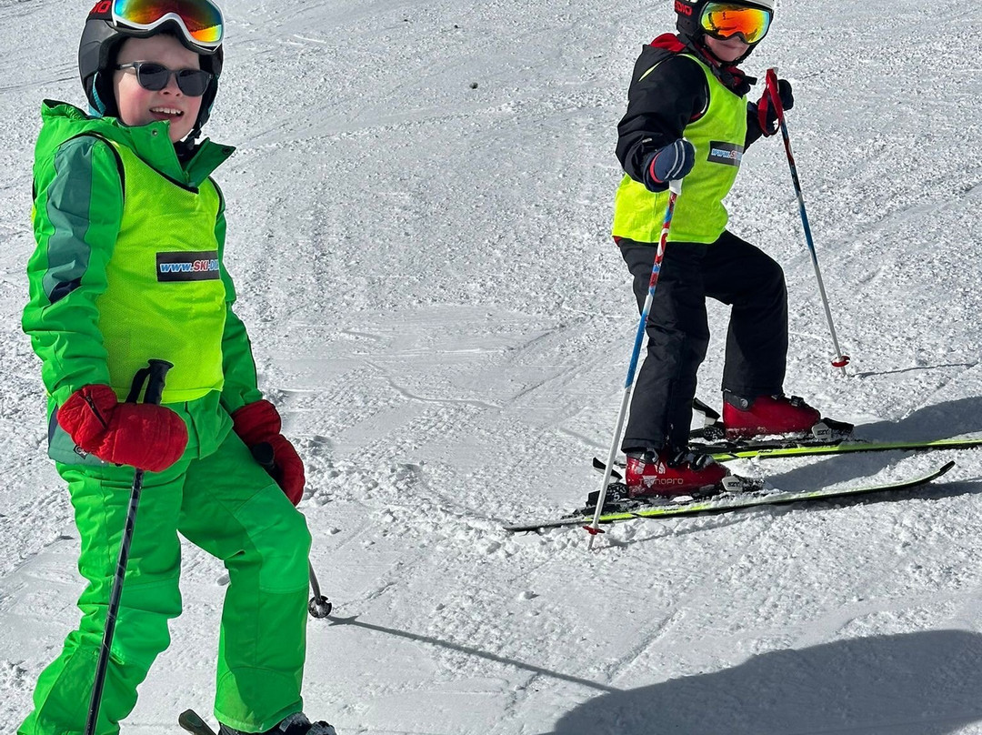 RilSki Ski & Snowboard School-波罗维兹必去景点