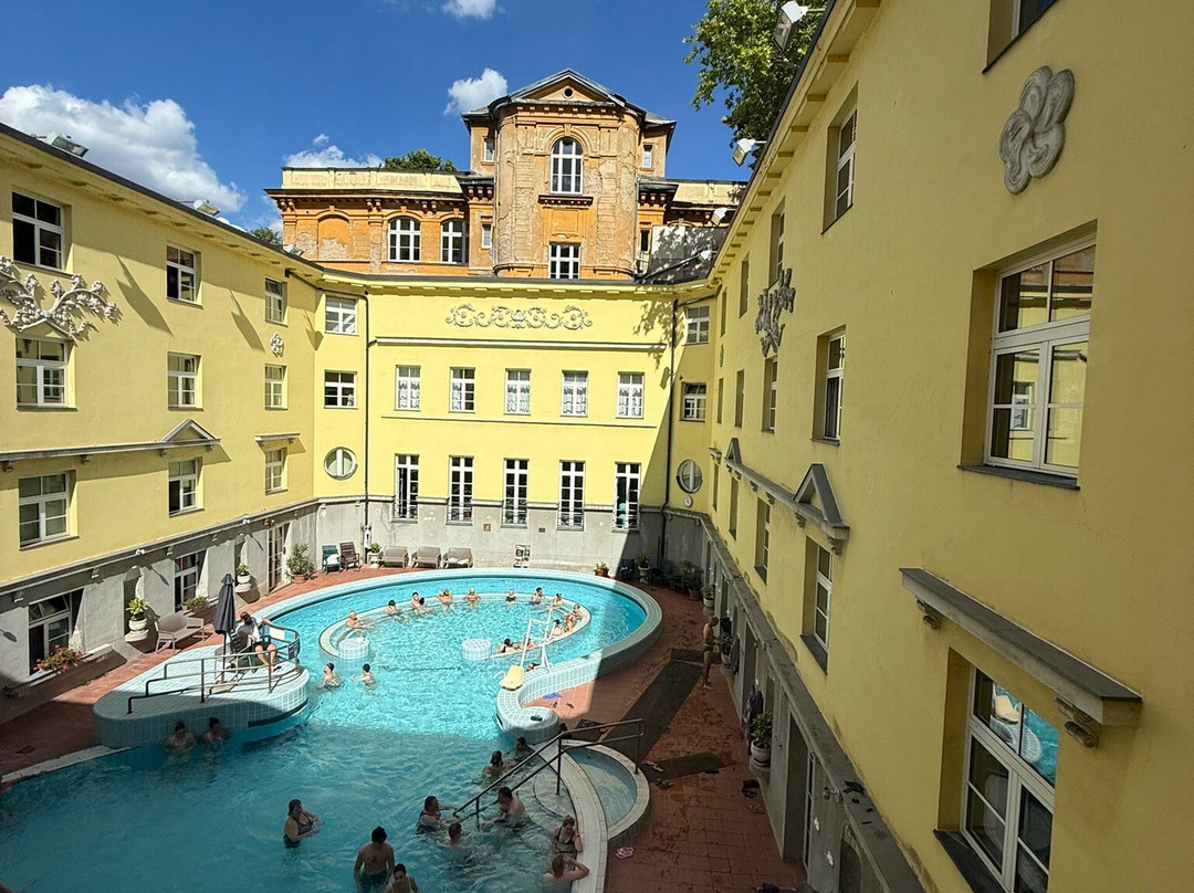 Lukacs Thermal Bath and Swimming Pool-布达佩斯必去景点