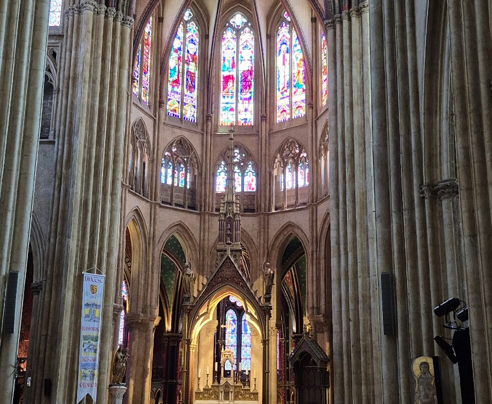Cathédrale Sainte-Marie de Bayonne-Bayonne必去景点