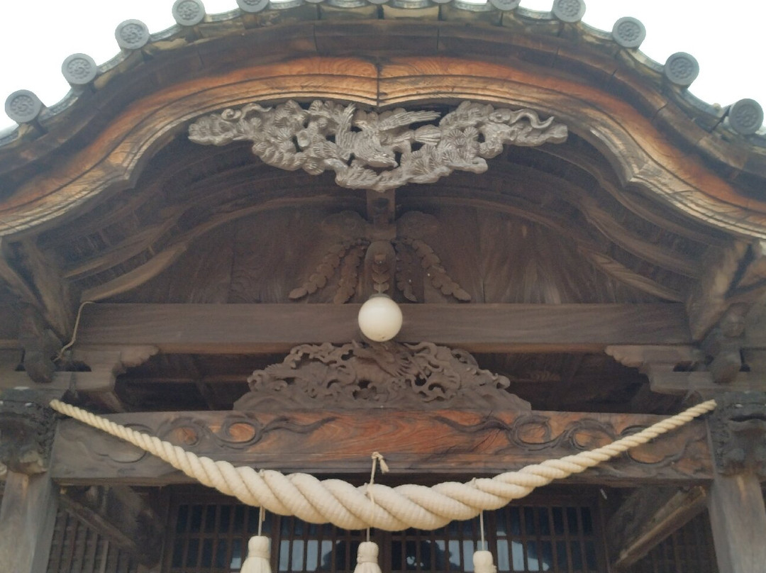 Kogarasu Shrine-丸龟市必去景点