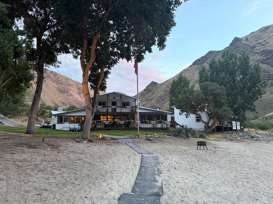 Killgore Adventures Hells Canyon Jet Boat Trips & Fishing Trips-White Bird必去景点