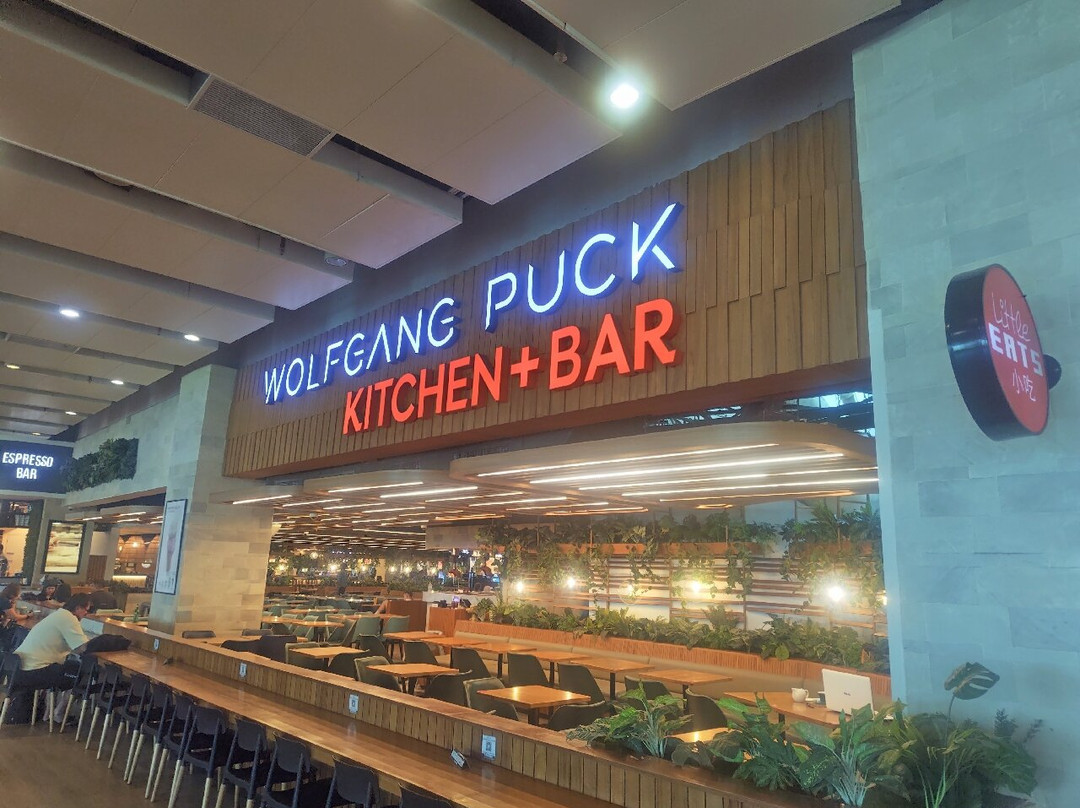 Wolfgang Puck Kitchen + Bar