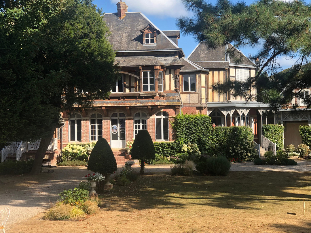 Étretat-埃特勒塔必去景点