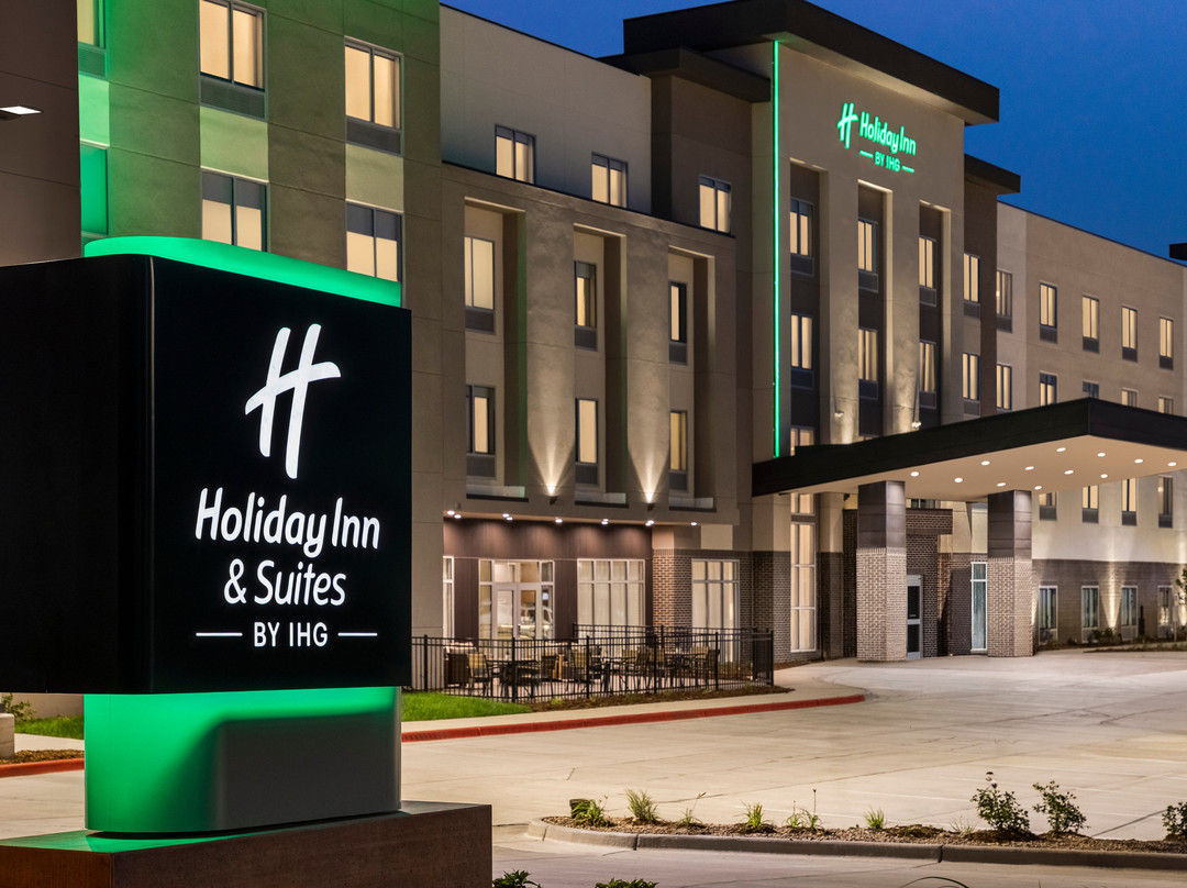 Holiday Inn Hotel And Suites Commerce City Denver Airport By Ihg
