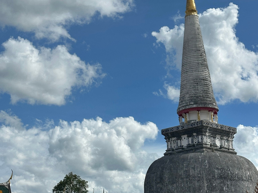 Phra Mahathat Woramaha Wiharn-洛坤必去景点