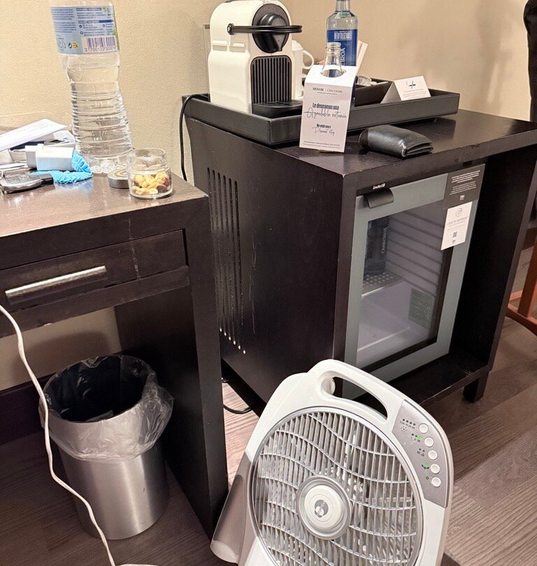 NH雷乌斯城市酒店主图