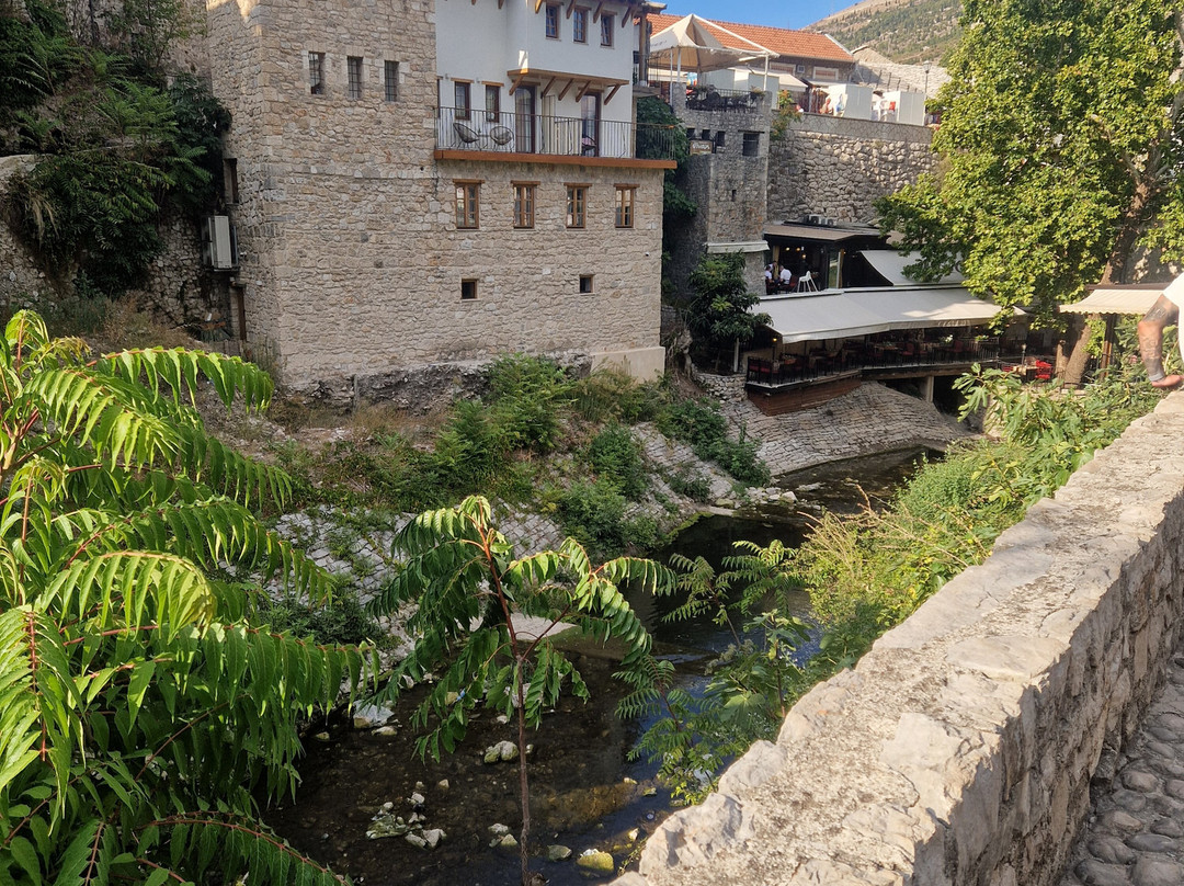 Crooked Bridge (Kriva Cuprija)-莫斯塔尔必去景点