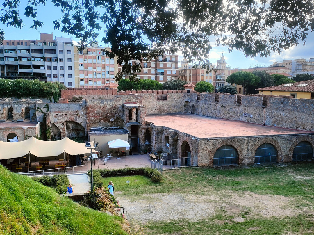 Fortezza Nuova-里窝那必去景点