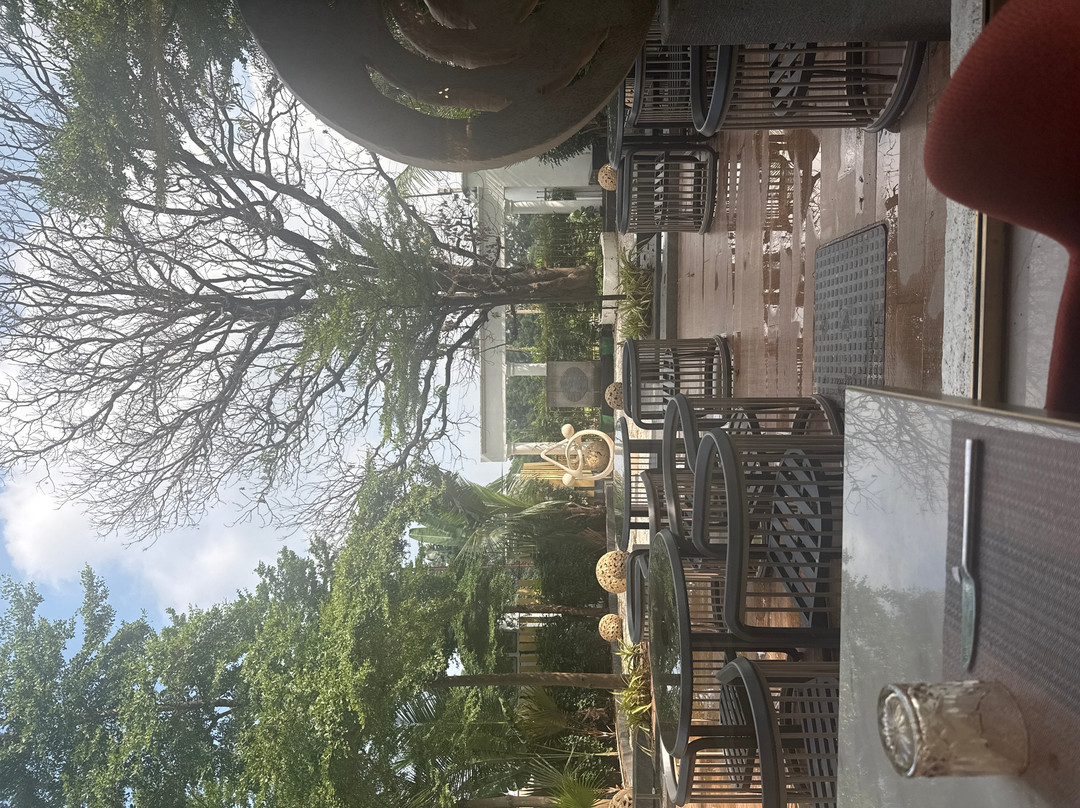 塔吉甘地尼格尔度假村&温泉主图