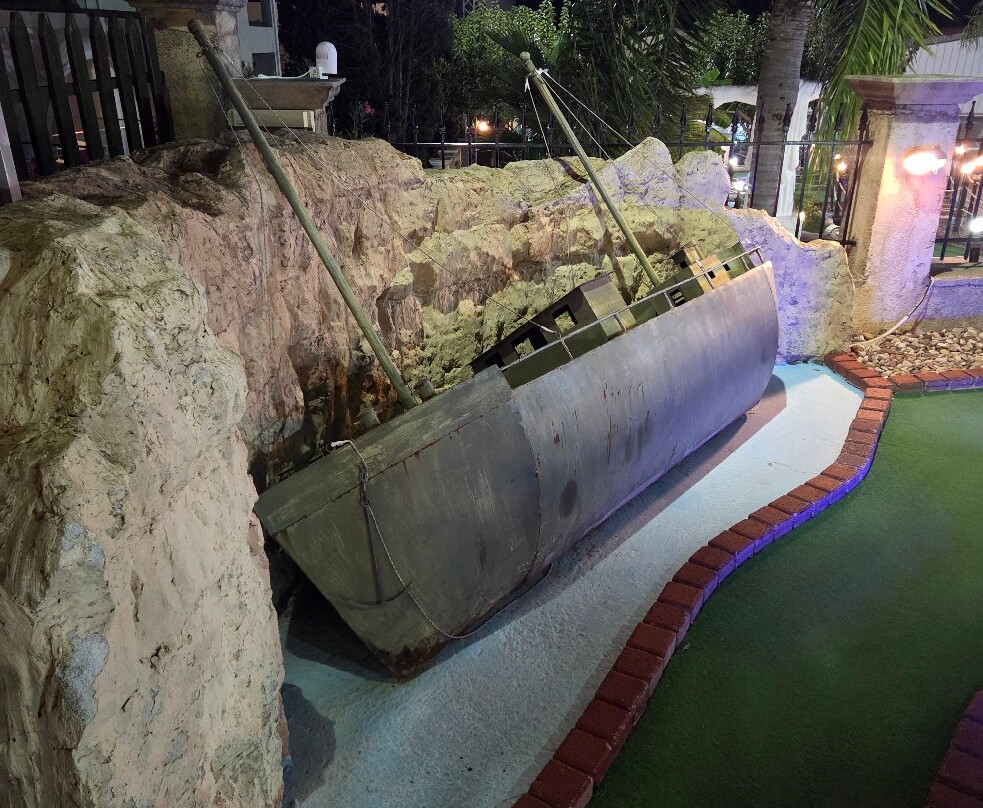 Fantasy Mini Golf-Argassi必去景点
