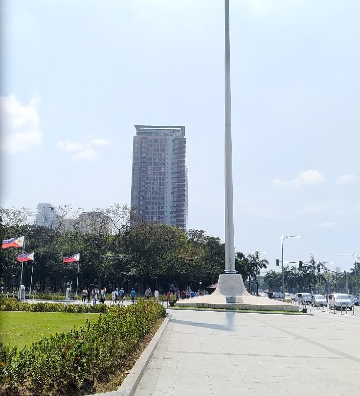 Jose Rizal First Monument-Daet必去景点