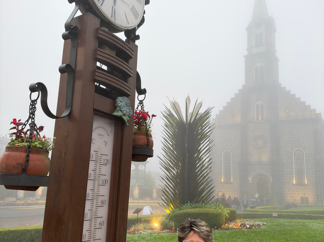 Igreja Matriz Sao Pedro Apostolo-格拉玛多必去景点