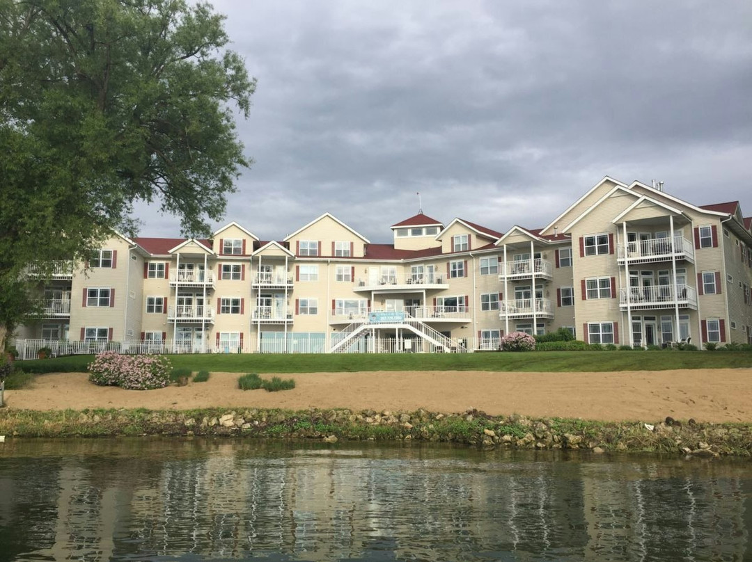 Darien酒店住宿-Delavan Lake Resort