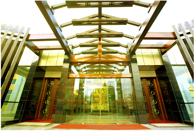 紫金花园大酒店主图