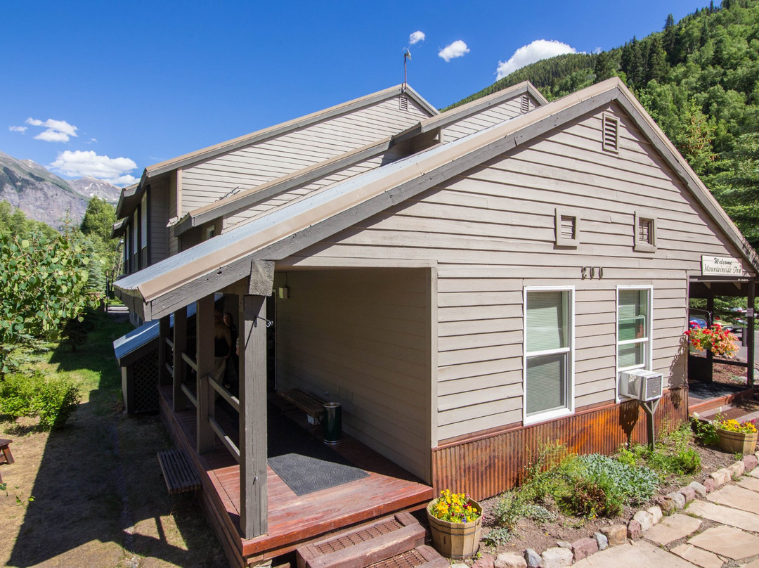 Mountainside Inn主图