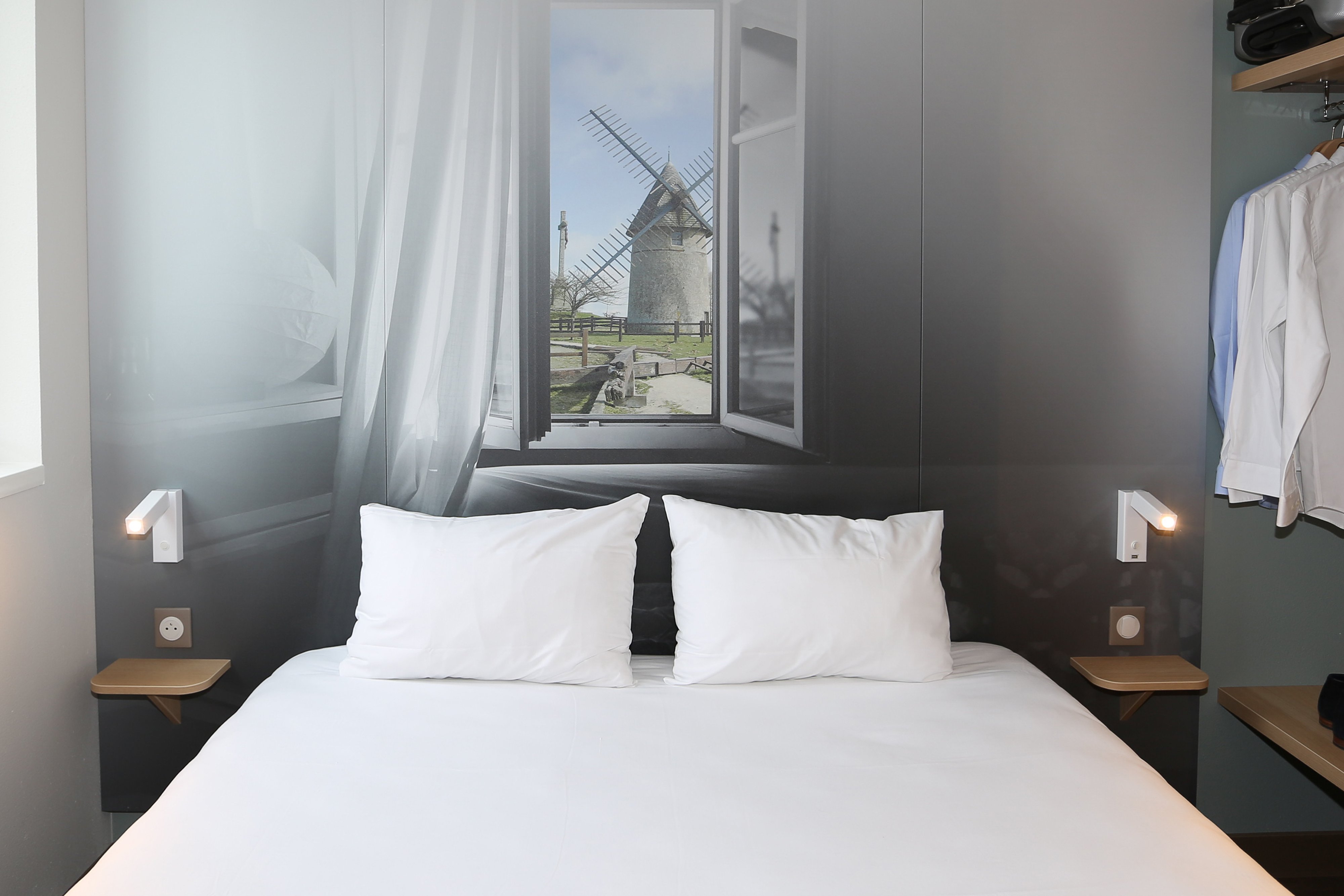 B&B HOTEL Les Herbiers-官方