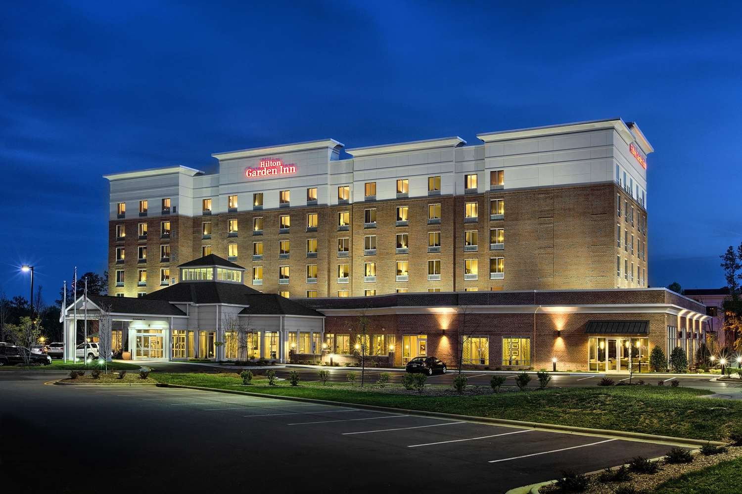 Hilton Garden Inn Raleigh-Cary-官方