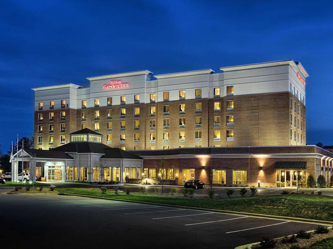 Hilton Garden Inn Raleigh-Cary主图