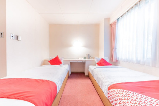 OYO Joetsu City Hotel