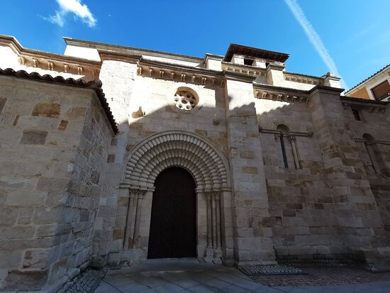 Iglesia de Santiago del Burgo景点图片