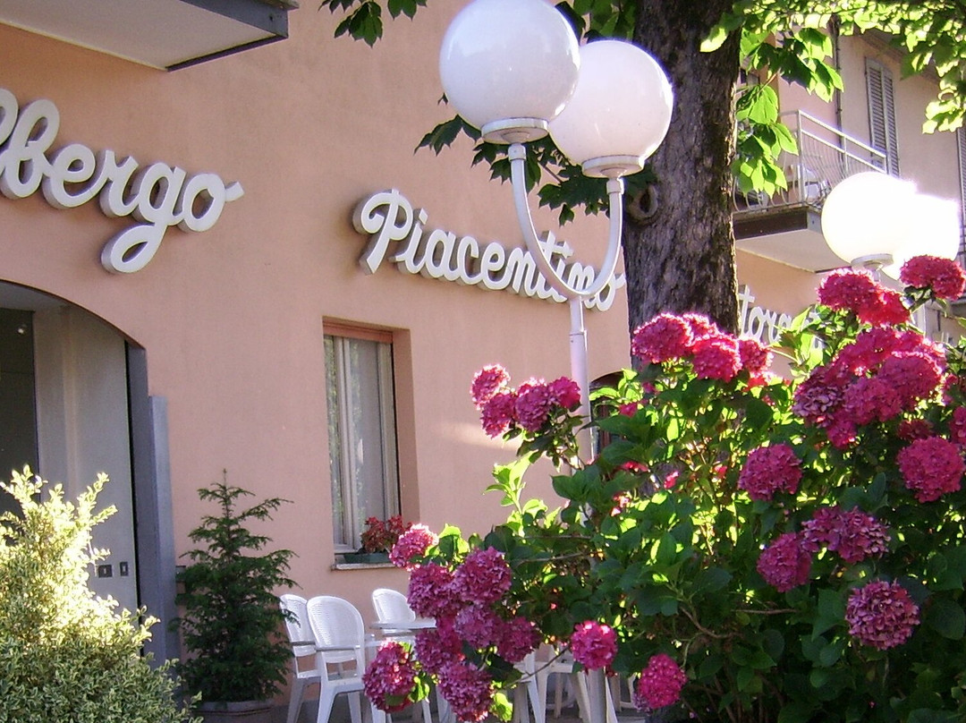 Bobbio酒店住宿-Albergo Ristorante Piacentino