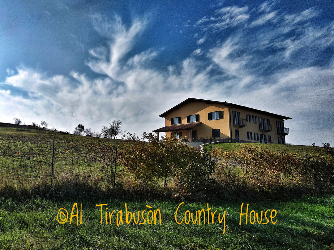 Al Tirabuson Countryhouse主图