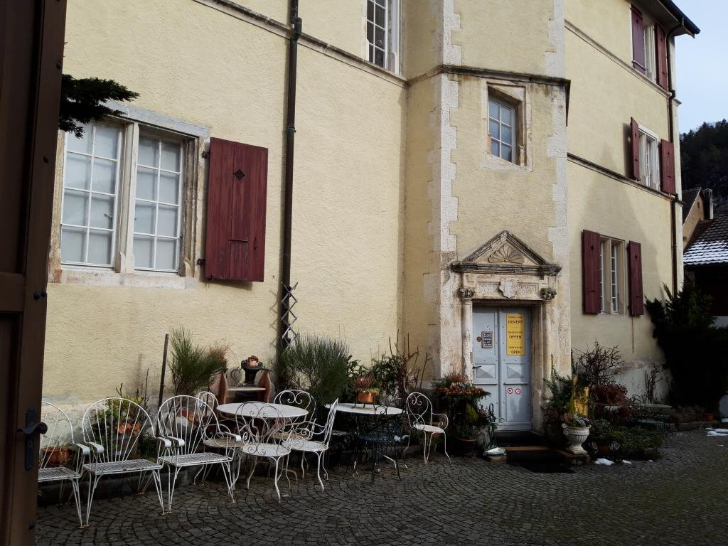 Maison de la Fondation Béchaux-Schwartzlin-Saint-Ursanne必去景点