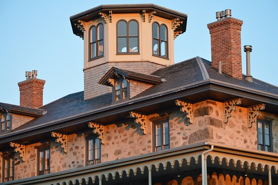 Stone House Inn主图